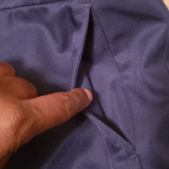 Izod Women's Navy Golf Skirt - Picture 6 of 12